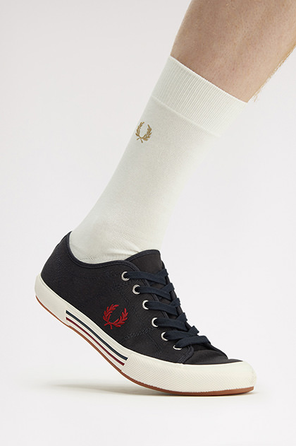 B708 Vintage Tennis Canvas