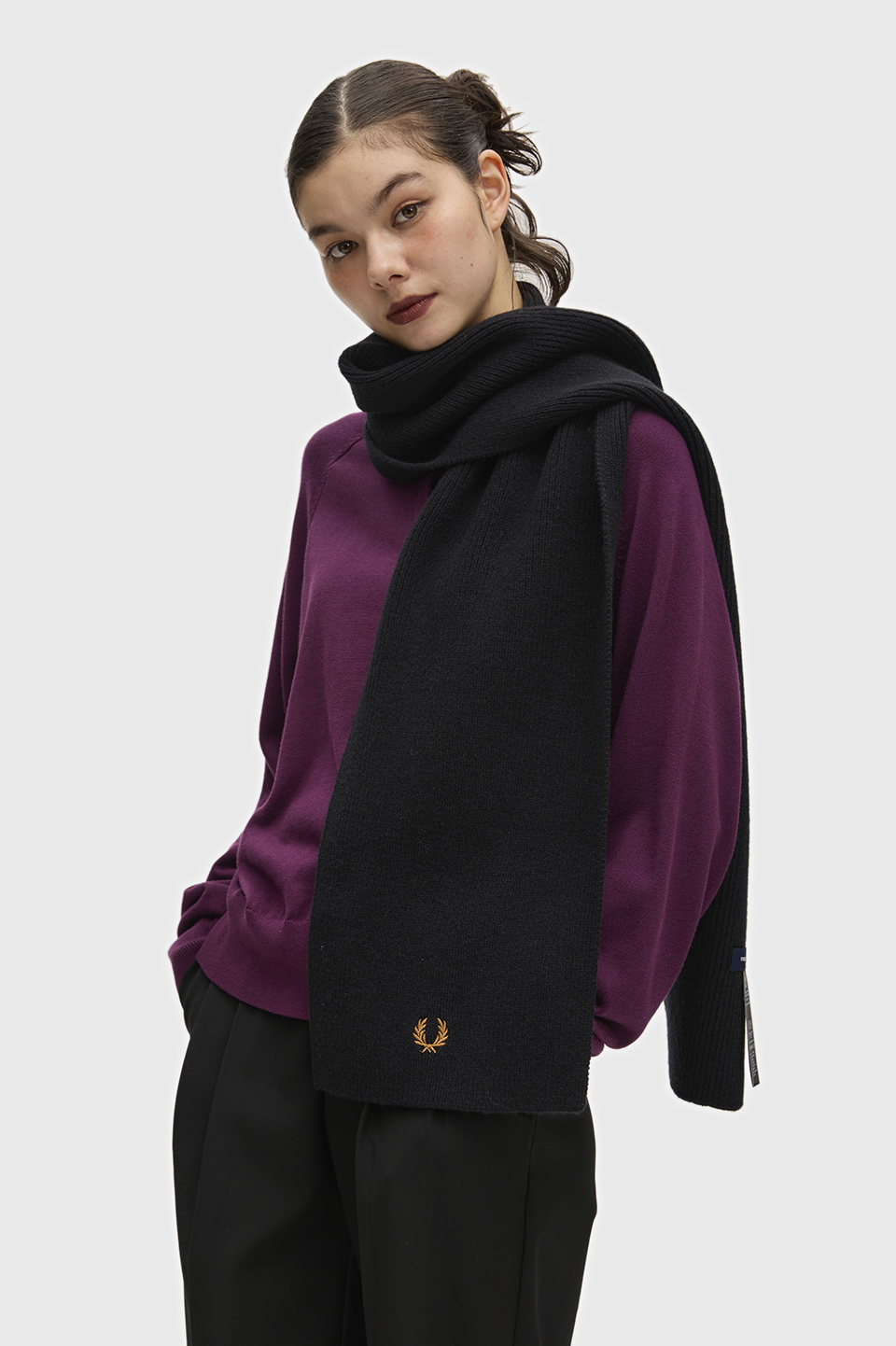Classic Wool Scarf(1SZ 102：BLACK): | FRED PERRY JAPAN | フレッド