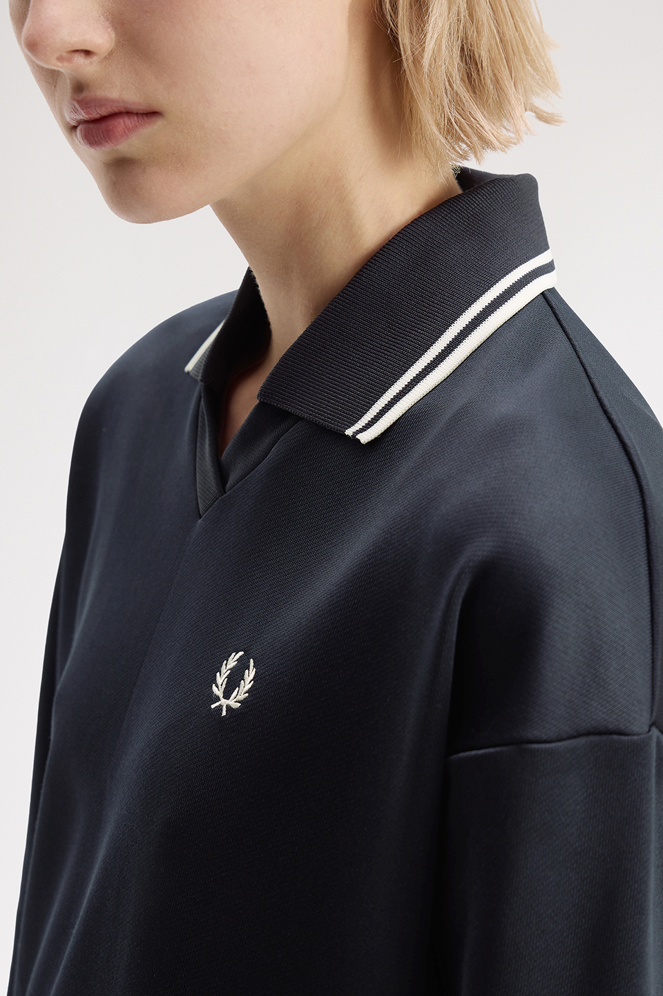 Tipped Sweatshirt Dress(8 608：NAVY): | FRED PERRY JAPAN 