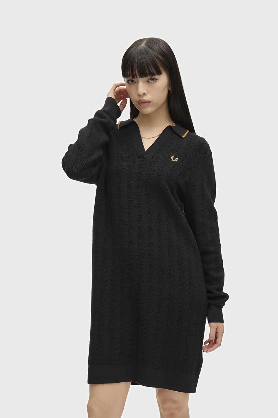 Textured Knitted Shirt Dress(10 102：BLACK): | FRED PERRY JAPAN
