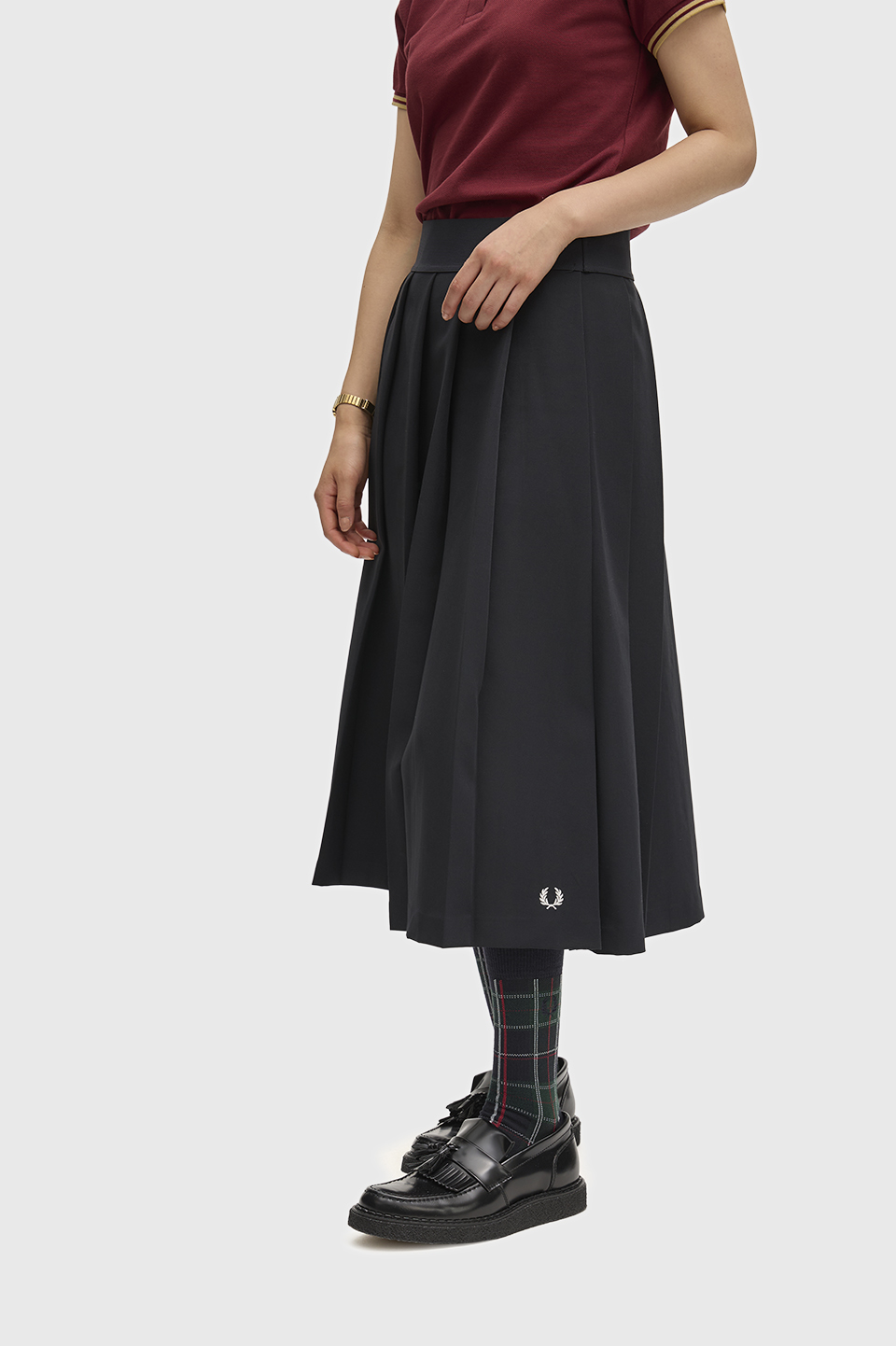 Pleated Midi Skirt(6 102：BLACK): | FRED PERRY JAPAN | フレッド