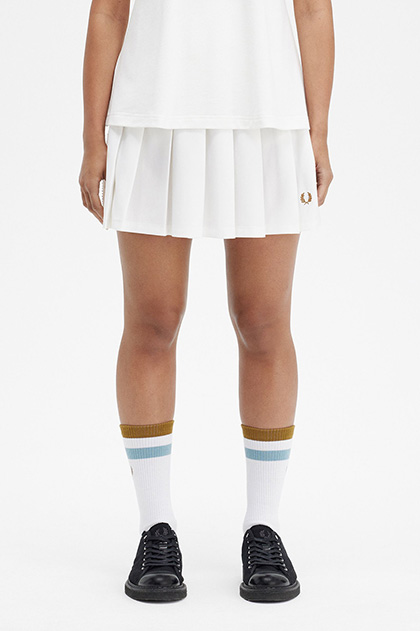 【洋服】フレッドペリー　プリーツスカート　白　膝丈 Lace Tape Pleated Skirt(8 129：SNOW WHITE): | FRED PERRY