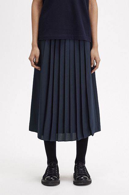 フレッドペリーフレアスカート ブラック ロゴ付き 楽天市場】 ブランド一覧 > FRED PERRY／フレッドペリー
