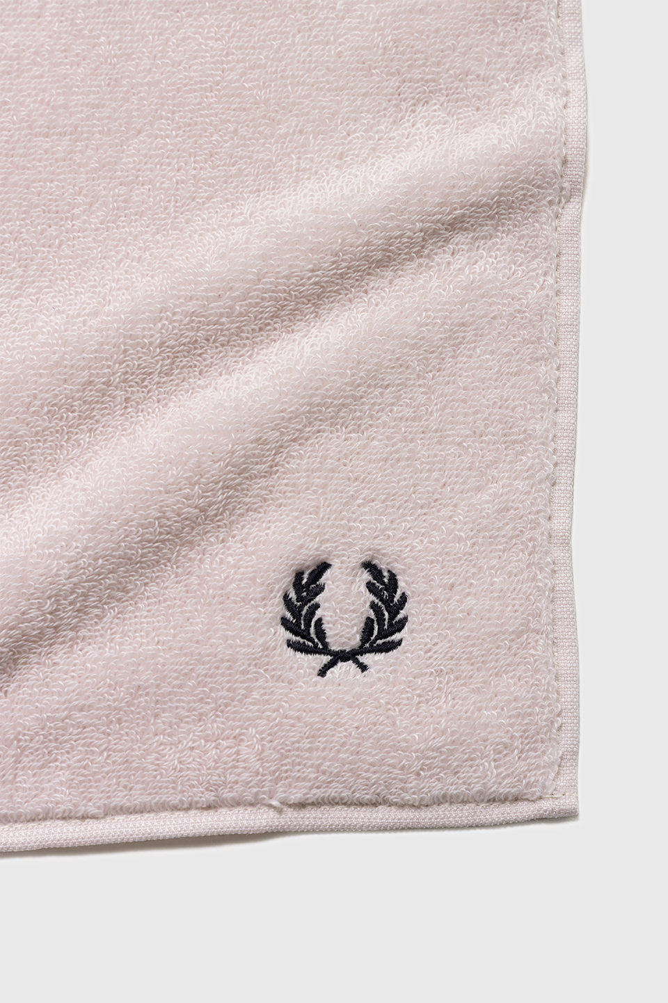 Towel Handkerchief 82C:ICED PINK / NAVY / NAVY 1SZ