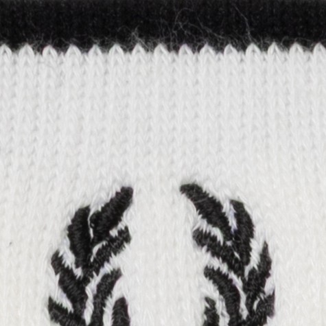 L59：SNOW WHITE / BLACK