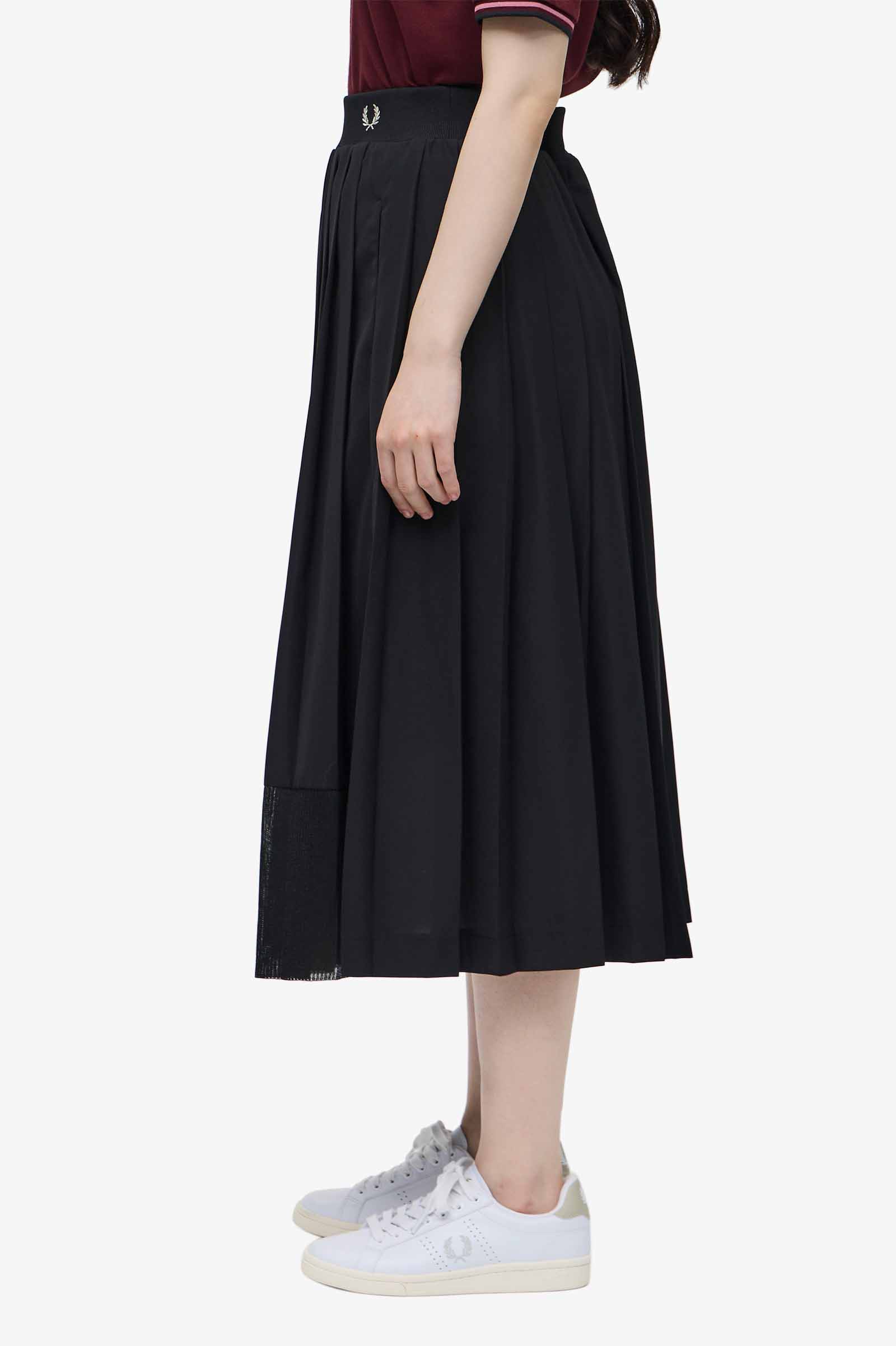 Sheer Knit Paneled Skirt(8 07：BLACK): | FRED PERRY JAPAN