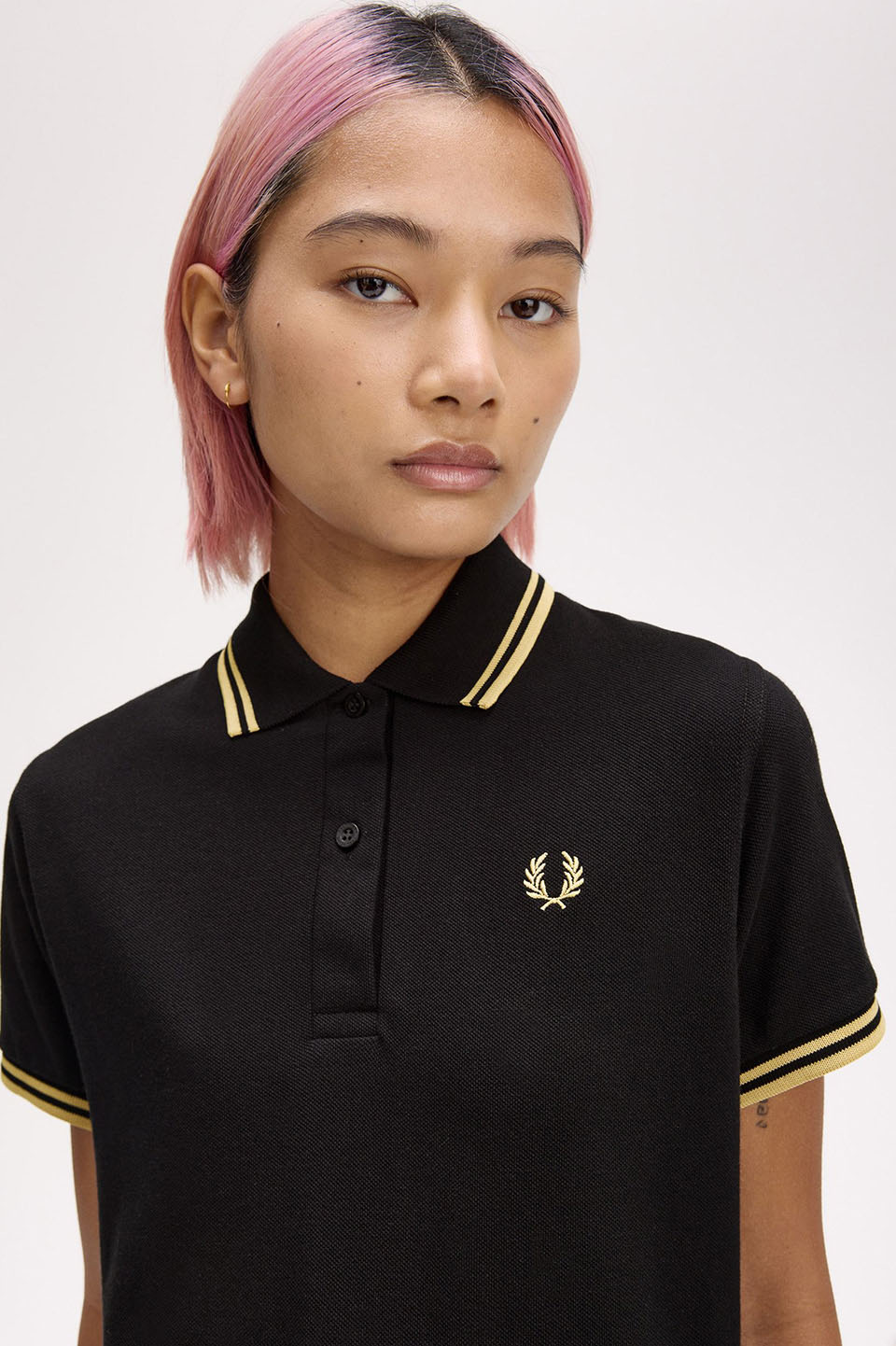 The Fred Perry Shirt - G12(8 157：BLACK / CHAMPAGNE): | FRED PERRY