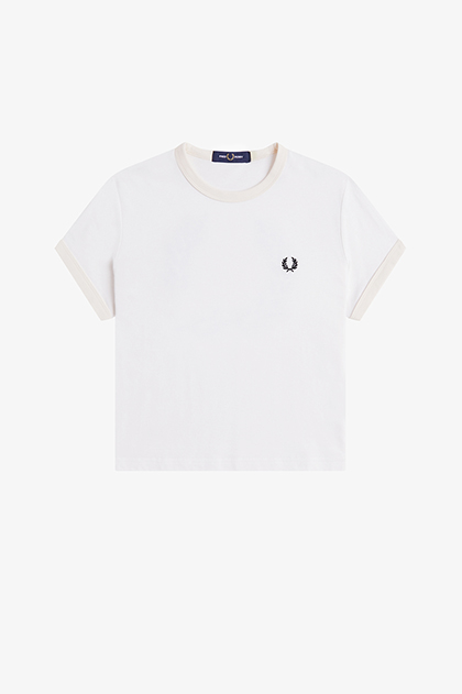 Laurel Wreath Badge T-Shirt(10 129：SNOW WHITE): | FRED PERRY