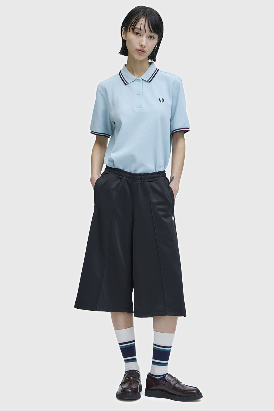 モデル:H166 B72 W52 H80 着用サイズ:10