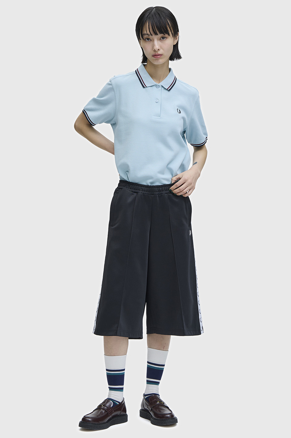 モデル:H166 B72 W52 H80 着用サイズ:10