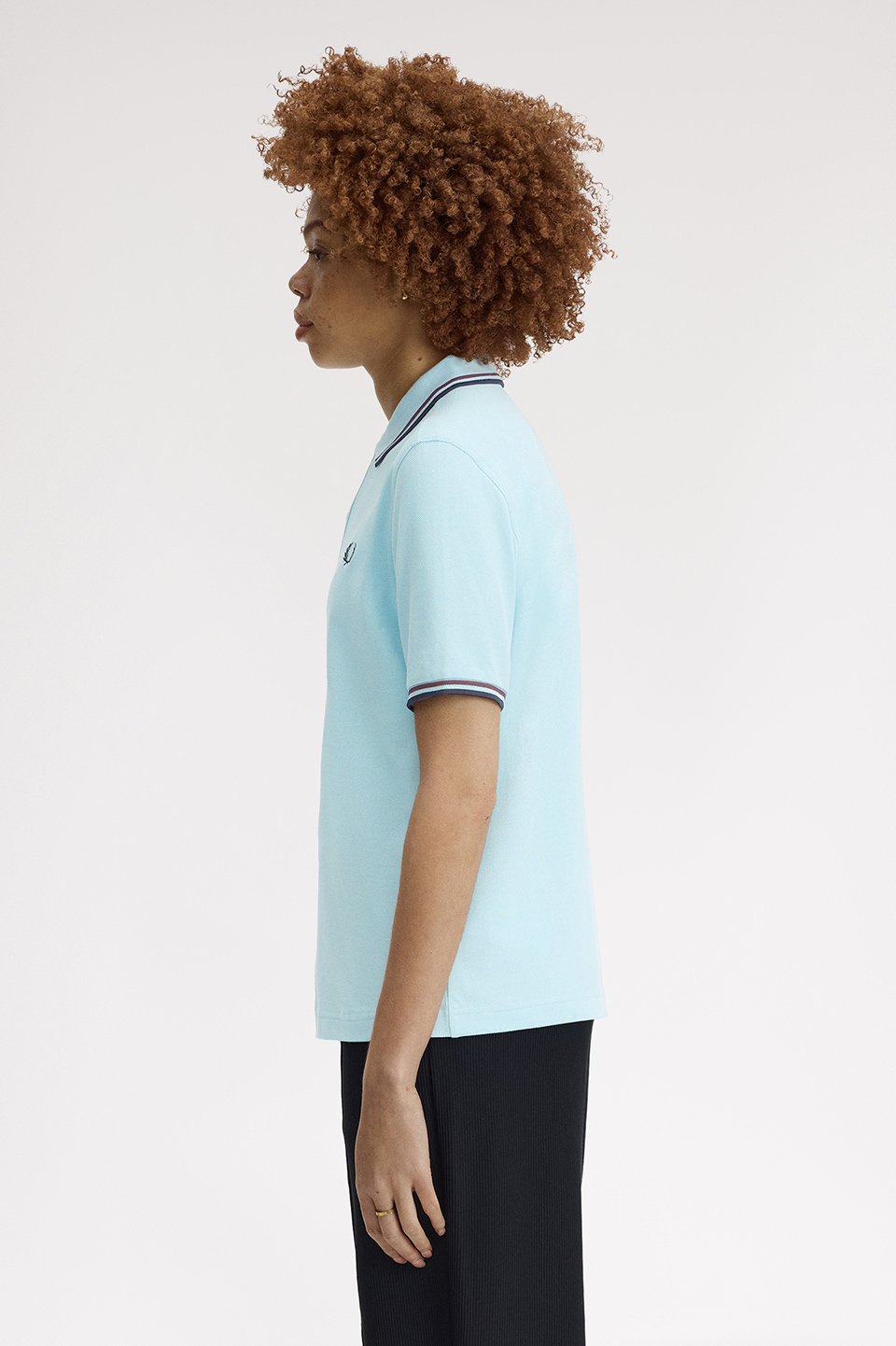 モデル:H170 B82 W62 H90 着用サイズ:10