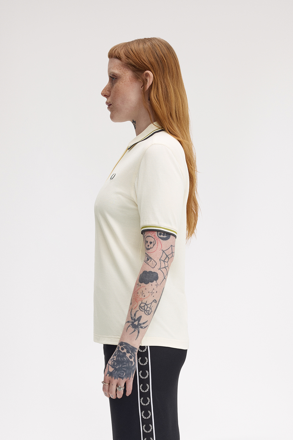 モデル:H170 B79 W59.5 H89.5 着用サイズ:10