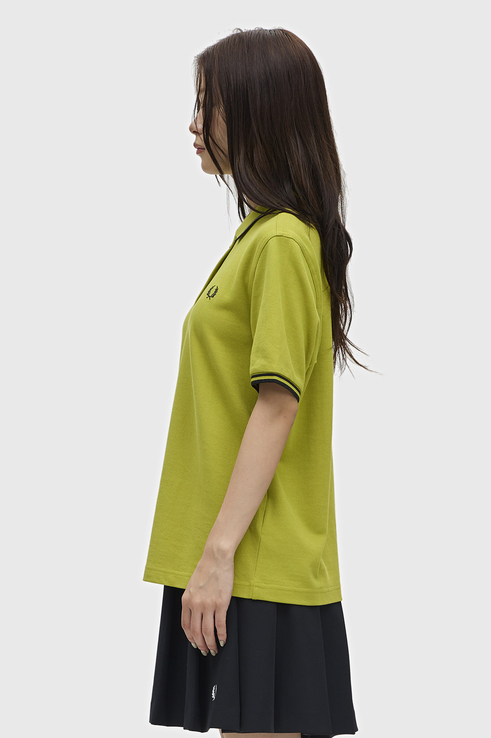 モデル:H160 B73 W54 H78 着用サイズ:10