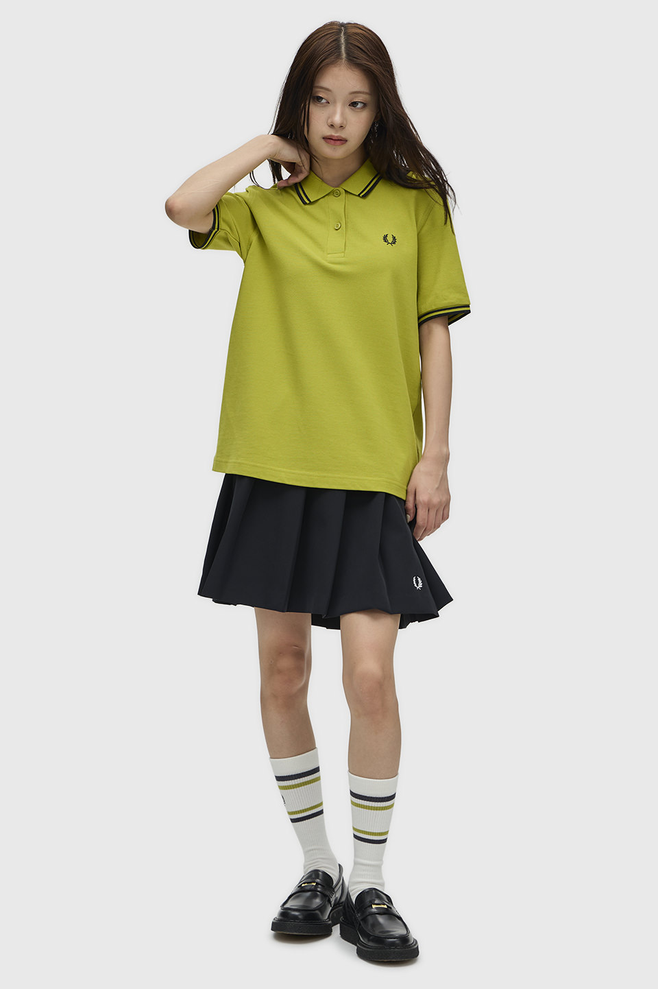 モデル:H160 B73 W54 H78 着用サイズ:10