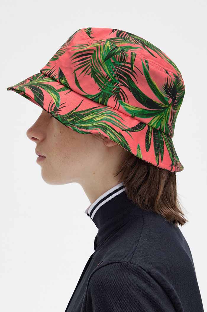 Amy Winehouse Palm Print Bucket Hat(M Q23：CORAL HEAT
