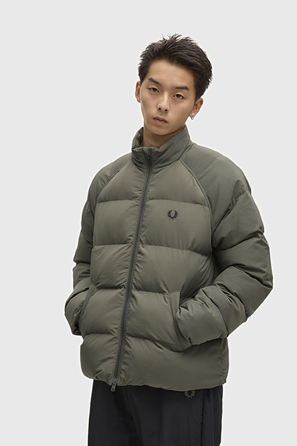 Raglan Sleeve Padded Jacket(S 638：FIELD GREEN): | FRED PERRY