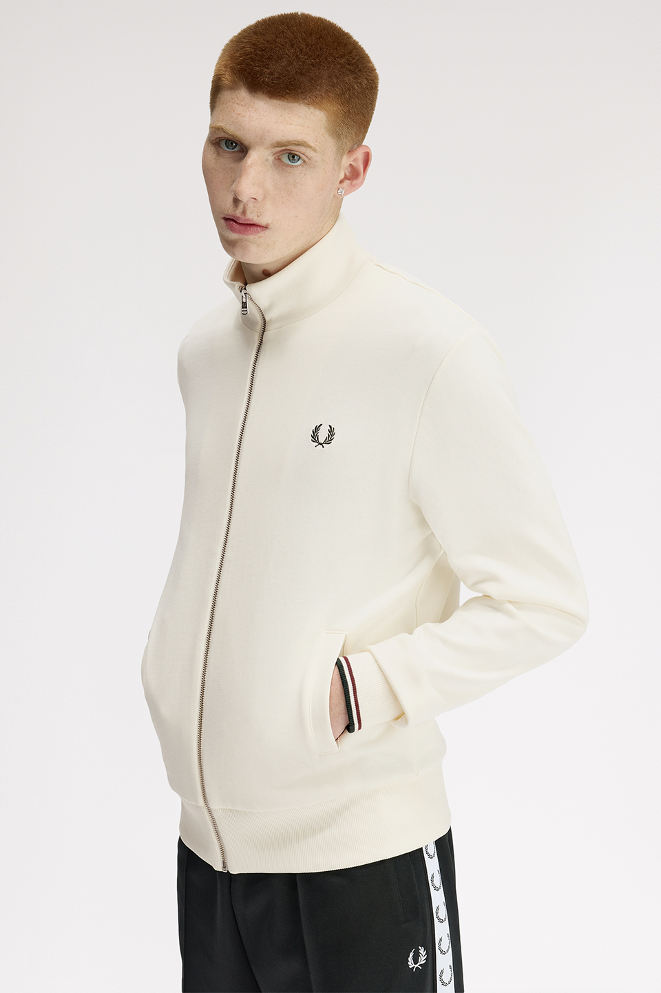 Zip Through Sweatshirt(XL 560：ECRU): | FRED PERRY JAPAN