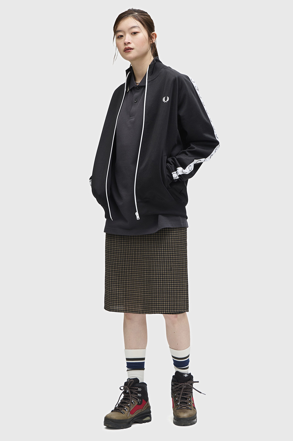 Taped Track Jacket(S 198：BLACK): | FRED PERRY JAPAN | フレッド