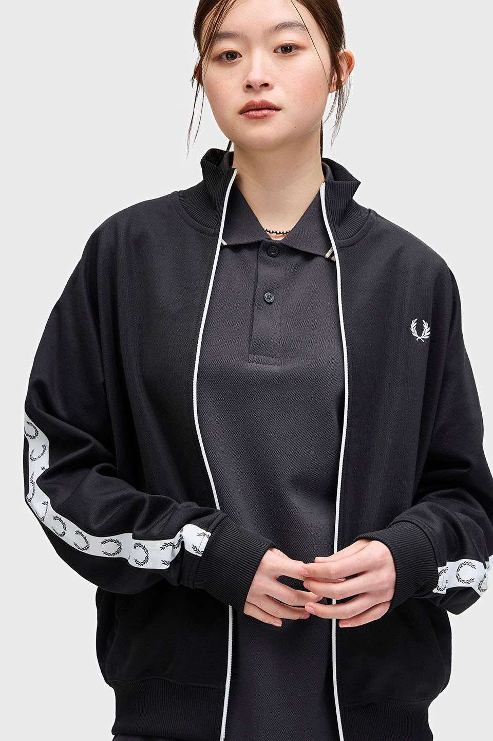 Taped Track Jacket(S 198：BLACK): | FRED PERRY JAPAN | フレッド