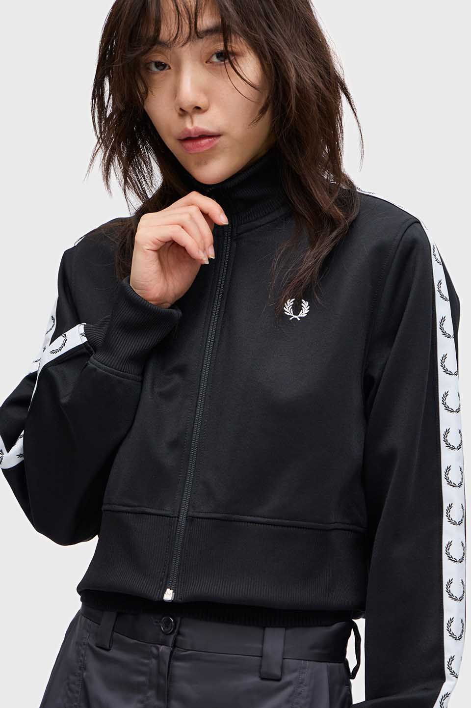 Cropped Taped Track Jacket(10 102：BLACK): | FRED PERRY JAPAN