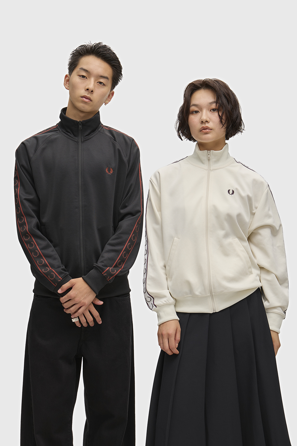 Contrast Tape Track Jacket 220:BLACK S