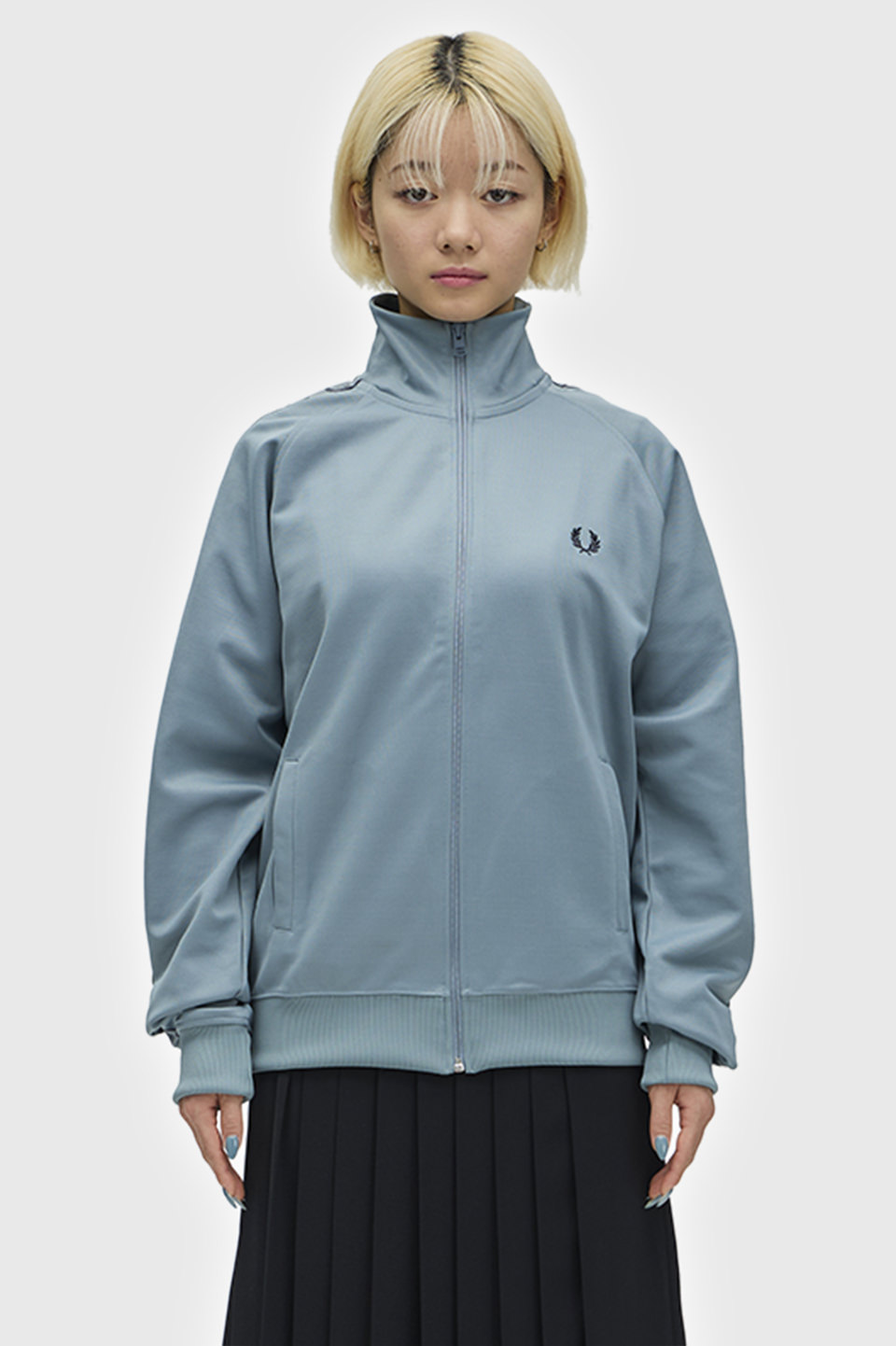 モデル:H163 B85 W58 H85 着用サイズ:M