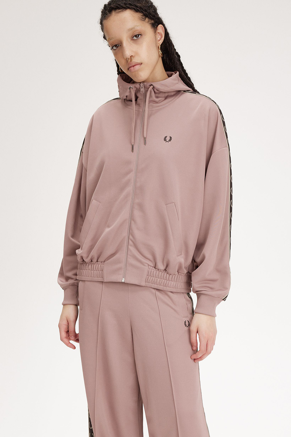 Taped Hooded Track Jacket(10 S52：DARK PINK): | FRED PERRY JAPAN 