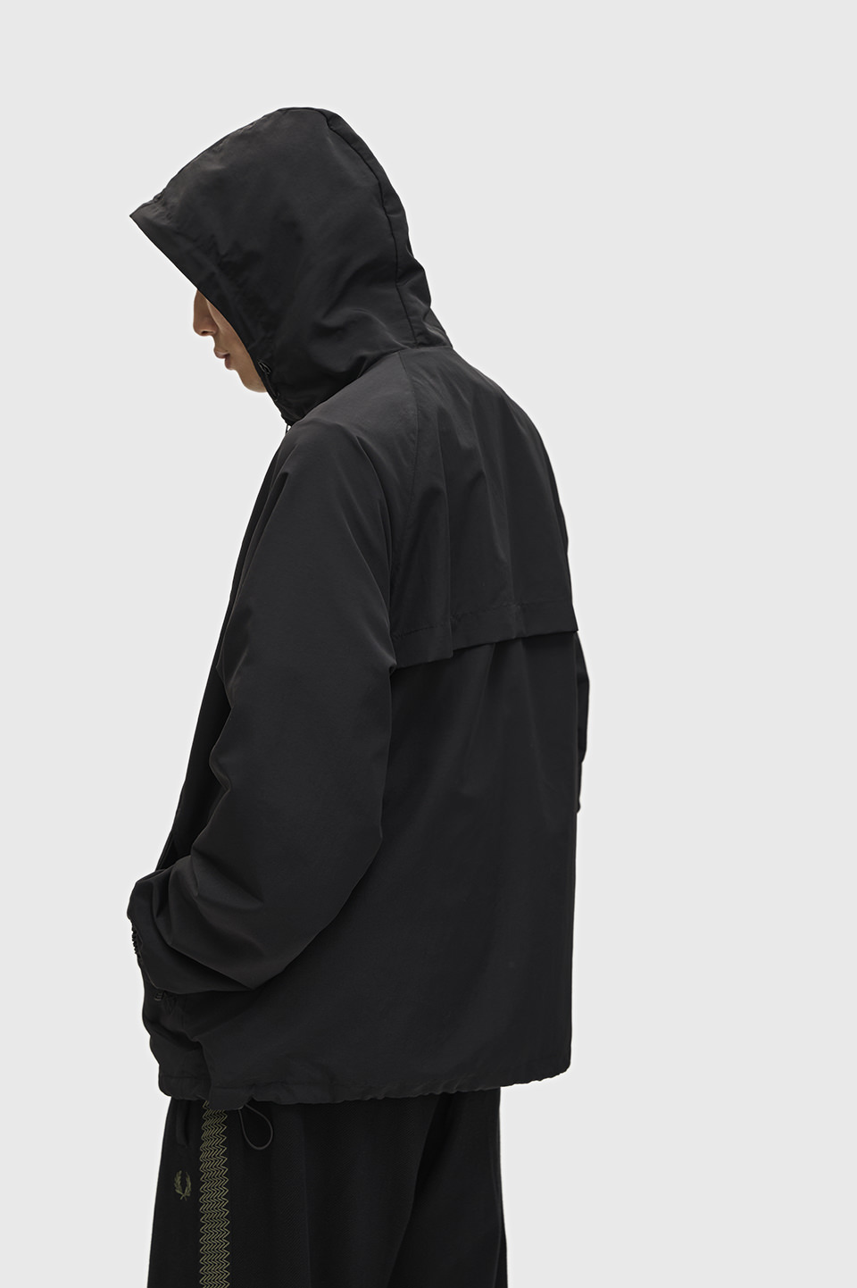 Hooded Shell Jacket(M 102：BLACK): | FRED PERRY JAPAN