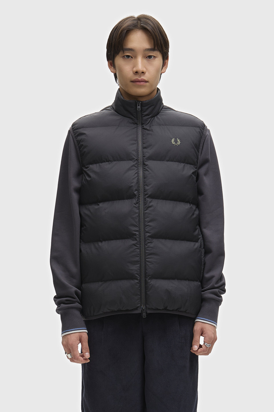 Insulated Gilet(S 184：BLACK): | FRED PERRY JAPAN | フレッドペリー