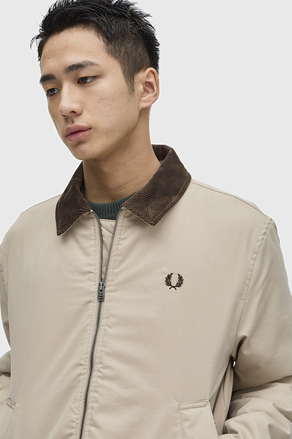 カラー/ベージュ | FRED PERRY JAPAN | フレッドペリー日本公式サイト