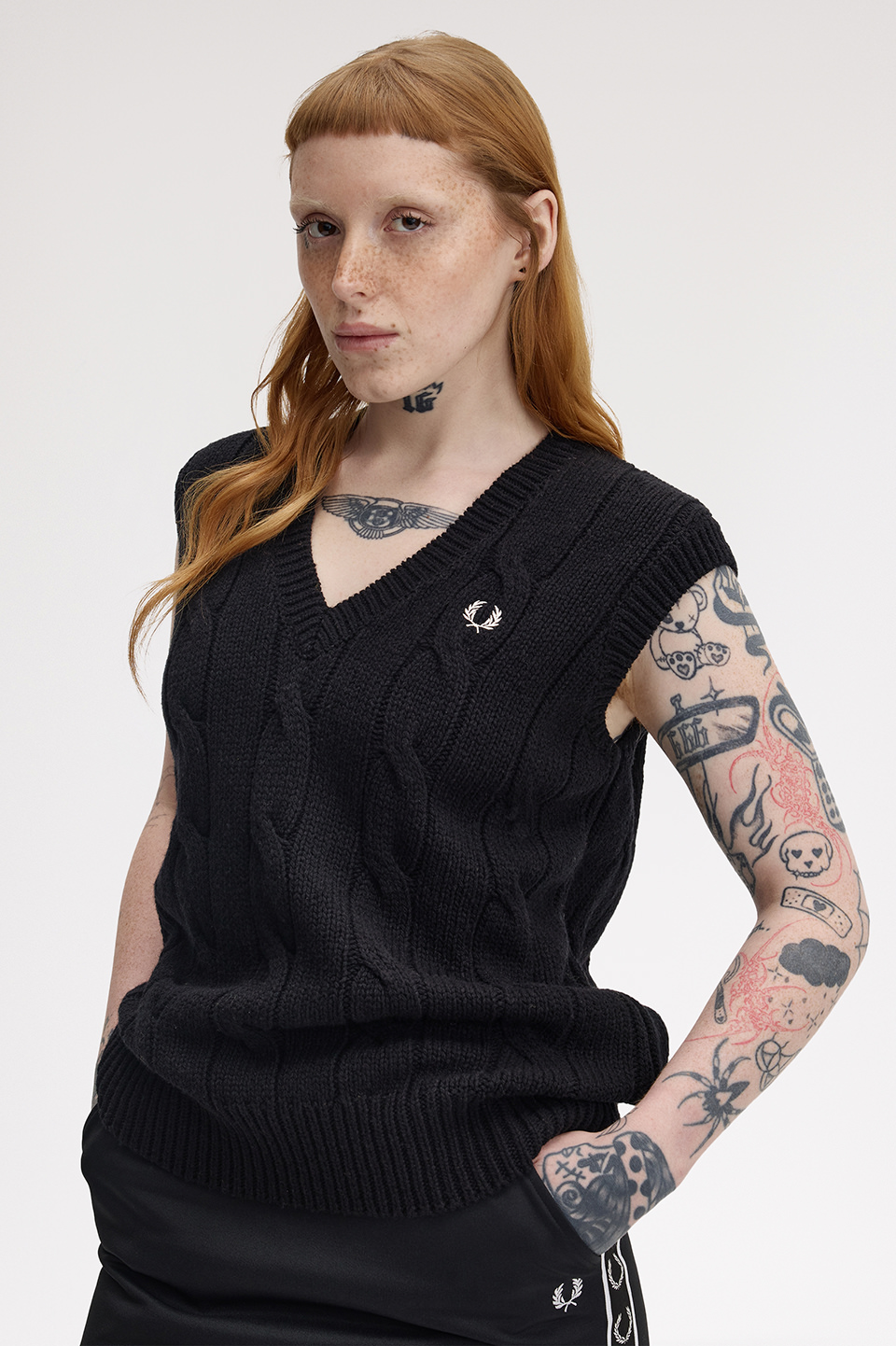 Cable Knit Vest(10 102：BLACK): | FRED PERRY JAPAN | フレッド