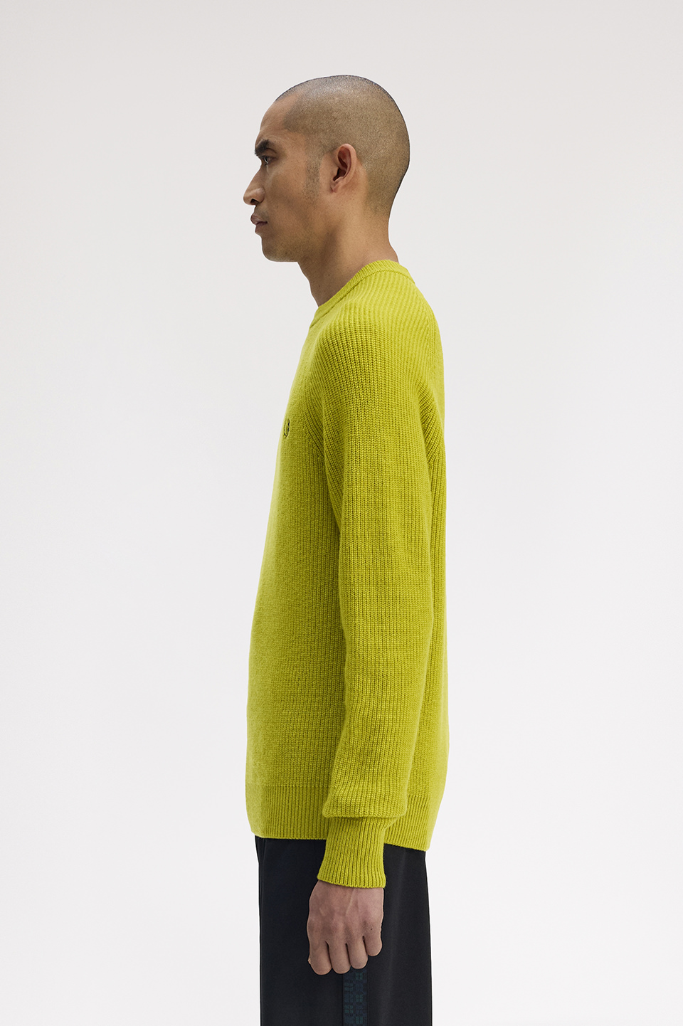 モデル:H185 B89 W75 着用サイズ:M