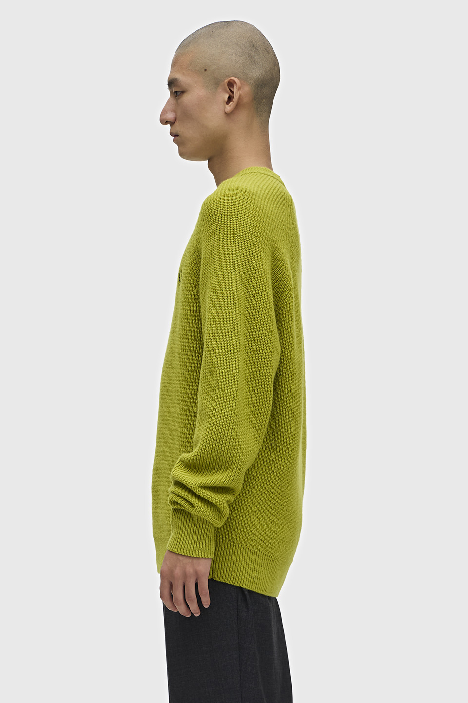 モデル:H178 B84 W67.5 H85 着用サイズ:M