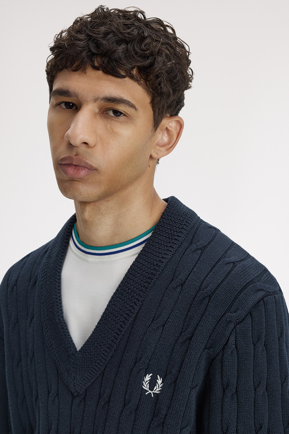 Cable Knit V-Neck Jumper(S 608：NAVY): | FRED PERRY JAPAN