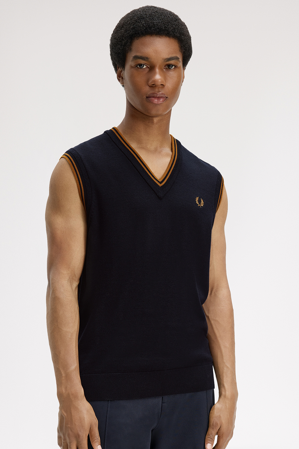 Tipped V-Neck Tank(S 608：NAVY): | FRED PERRY JAPAN | フレッド
