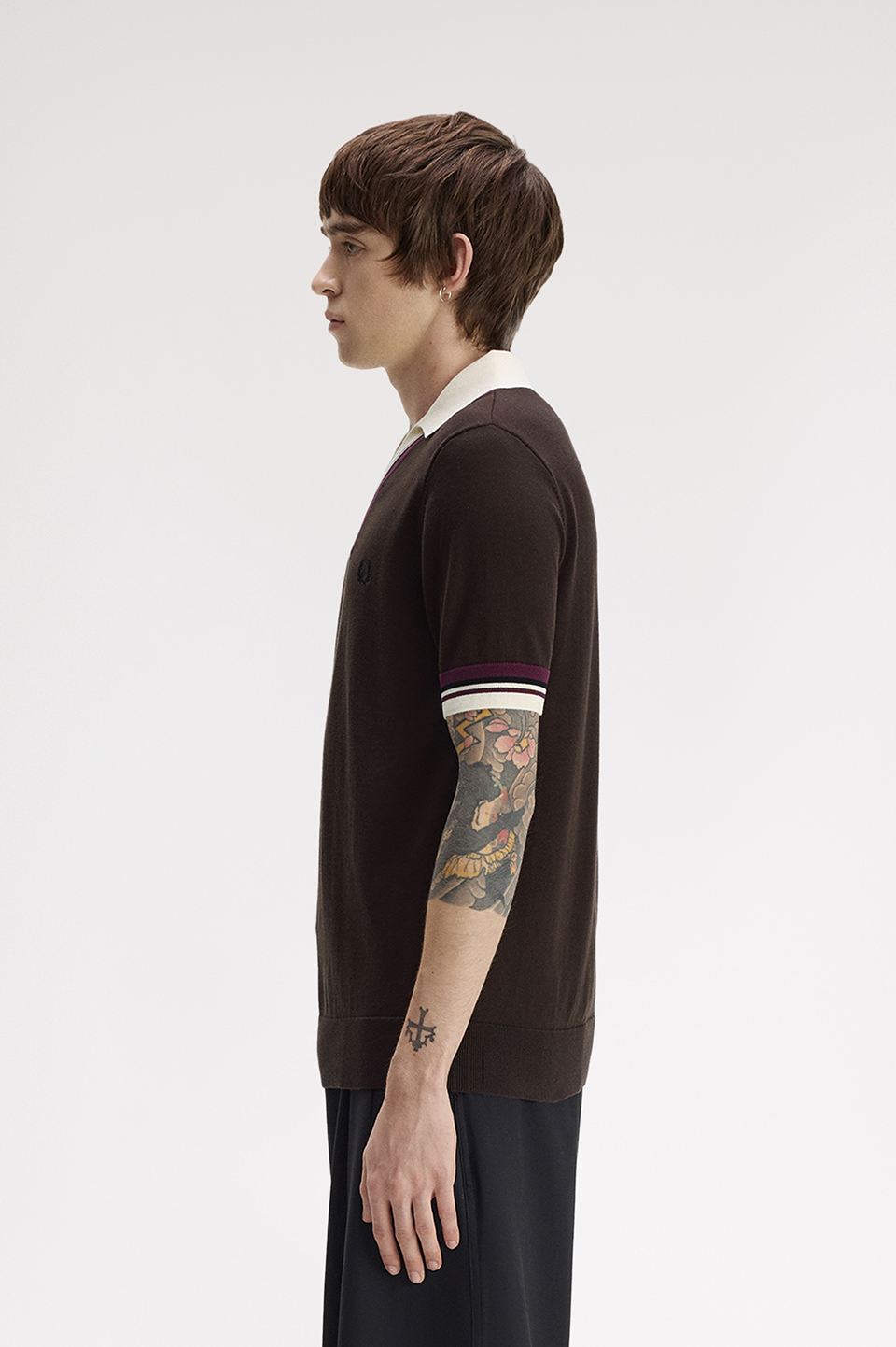 Tipped Open Neck Knitted Shirt(S 33C：RICH BROWN): | FRED PERRY