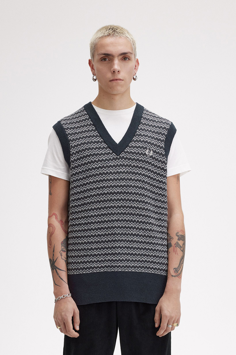 Boucle Jacquard Vest(M 608：NAVY): | FRED PERRY JAPAN
