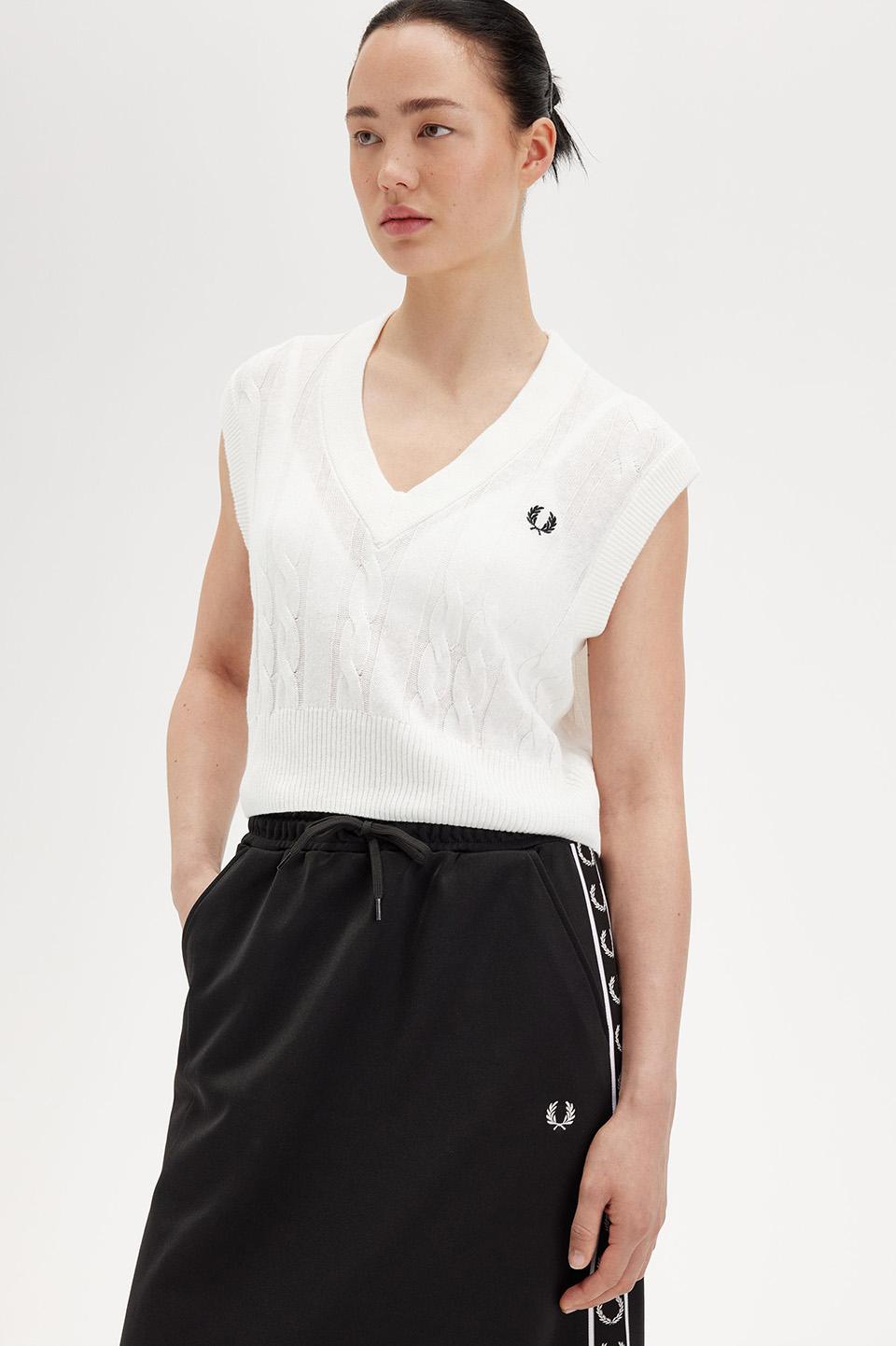 Cable Knit Vest(10 129：SNOW WHITE): | FRED PERRY JAPAN