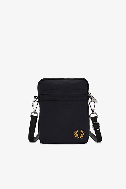 バッグ | FRED PERRY JAPAN | フレッドペリー日本公式サイト