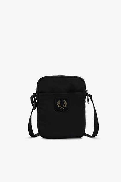 バッグ | FRED PERRY JAPAN | フレッドペリー日本公式サイト