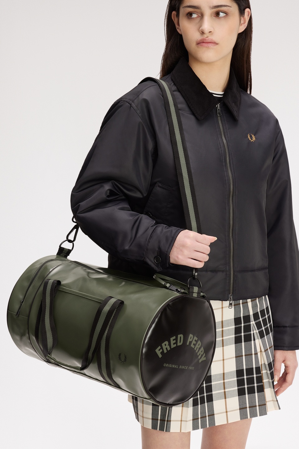 Classic Barrel Bag Z50:LAUREL WREATH GREEN / BLACK 1SZ