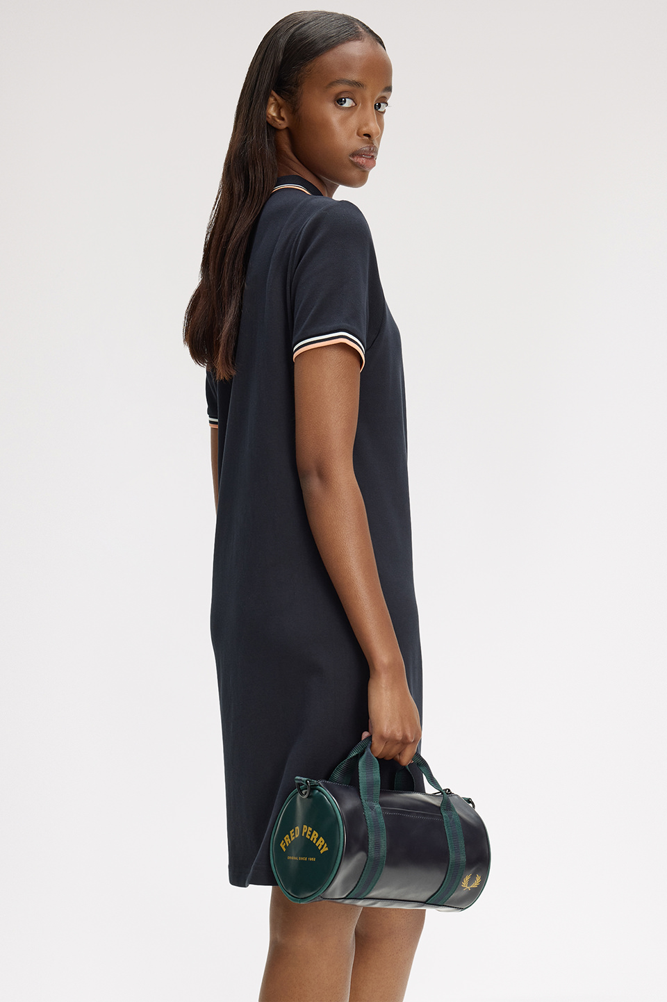 Classic Mini Barrel Bag 83A:NAVY / GRASSROOTS 1SZ