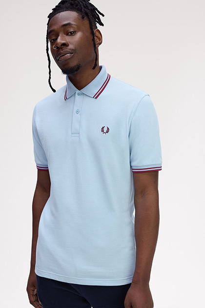 The Fred Perry Shirt - M12