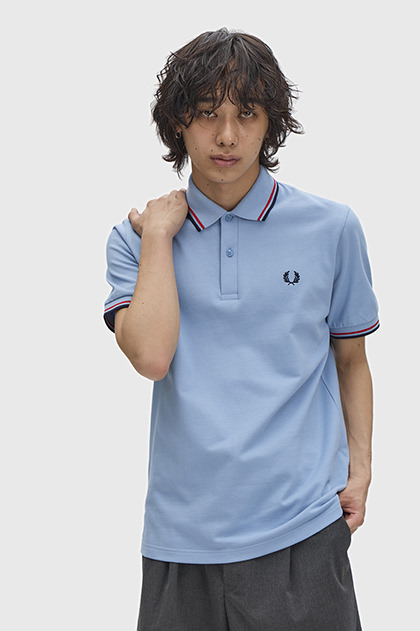 The Fred Perry Shirt - M12