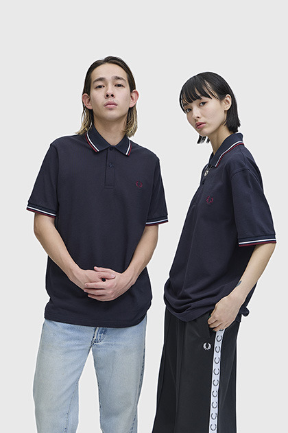 The Fred Perry Shirt - M12