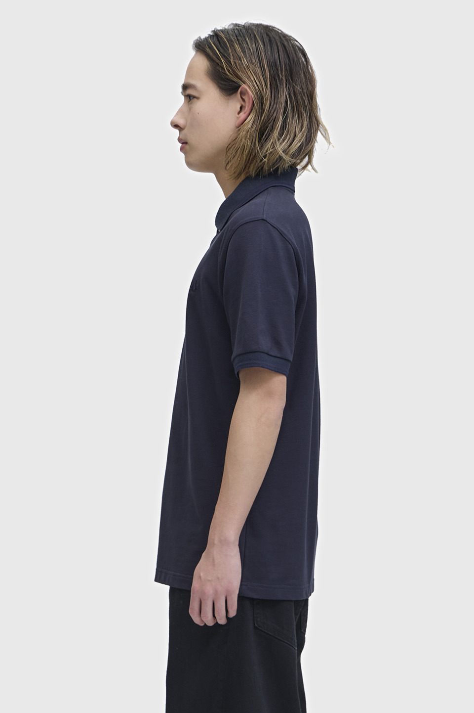 モデル:H174 B85 W72 H89 着用サイズ:40