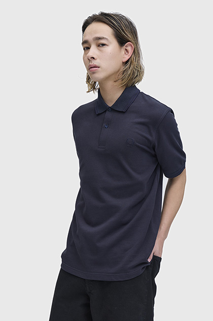 The Fred Perry Shirt - M12