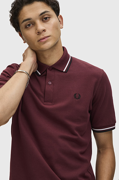 The Fred Perry Shirt - M12