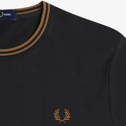 Q27：BLACK / SHADED STONE