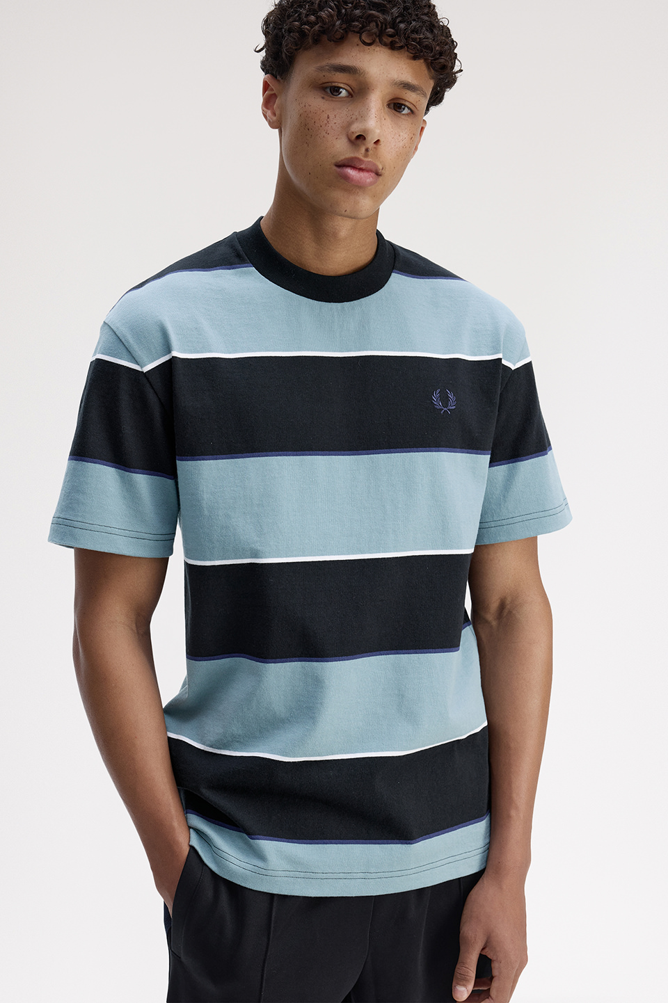 Tシャツ/カットソー | FRED PERRY JAPAN | フレッドペリー日本公式サイト